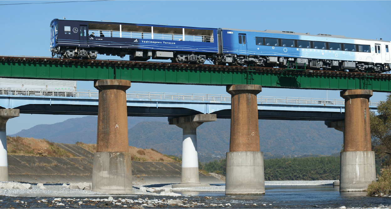 藍よしのがわトロッコイメージ